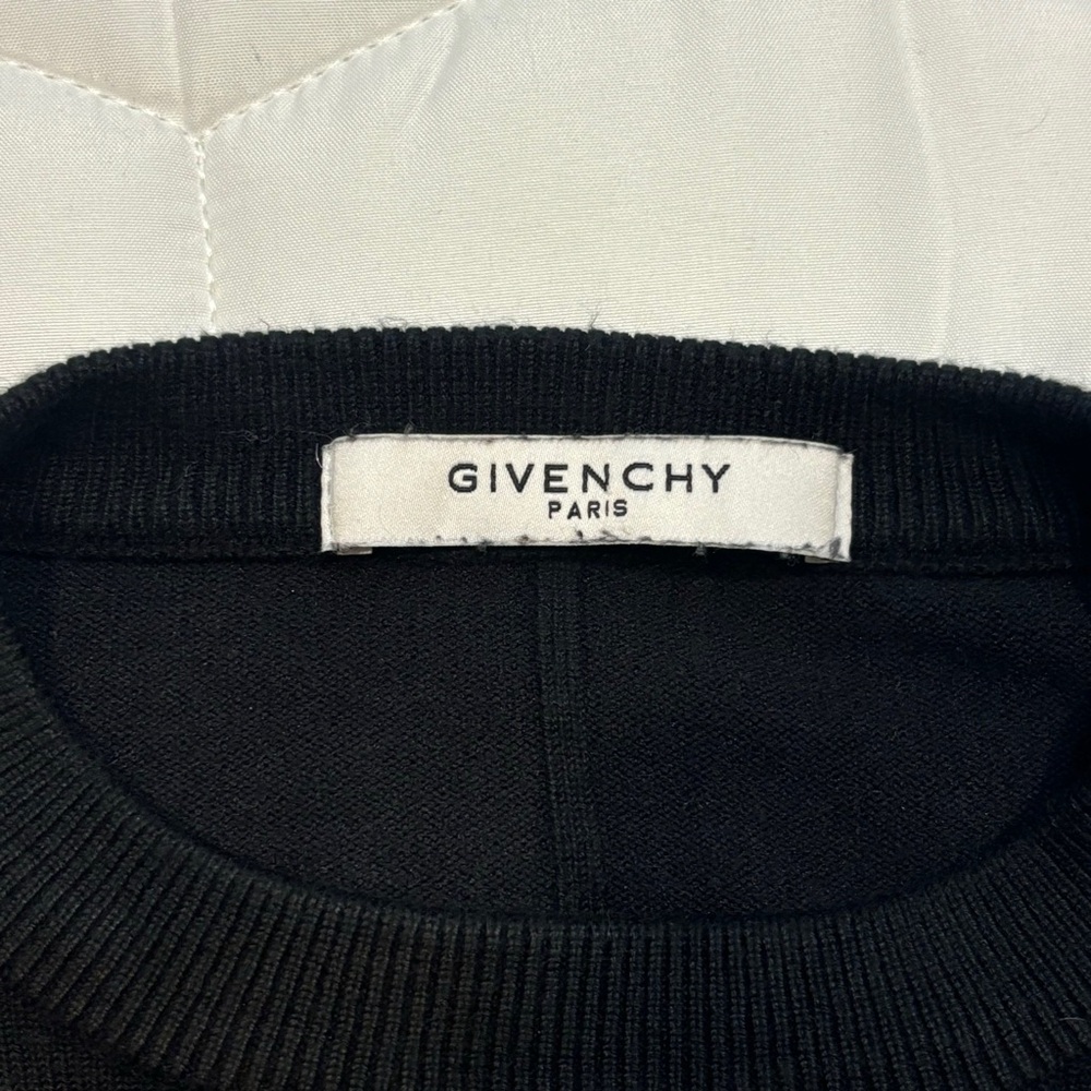 SOLD - Givenchy Crewneck Logo Sweater - Picture 3 of 3